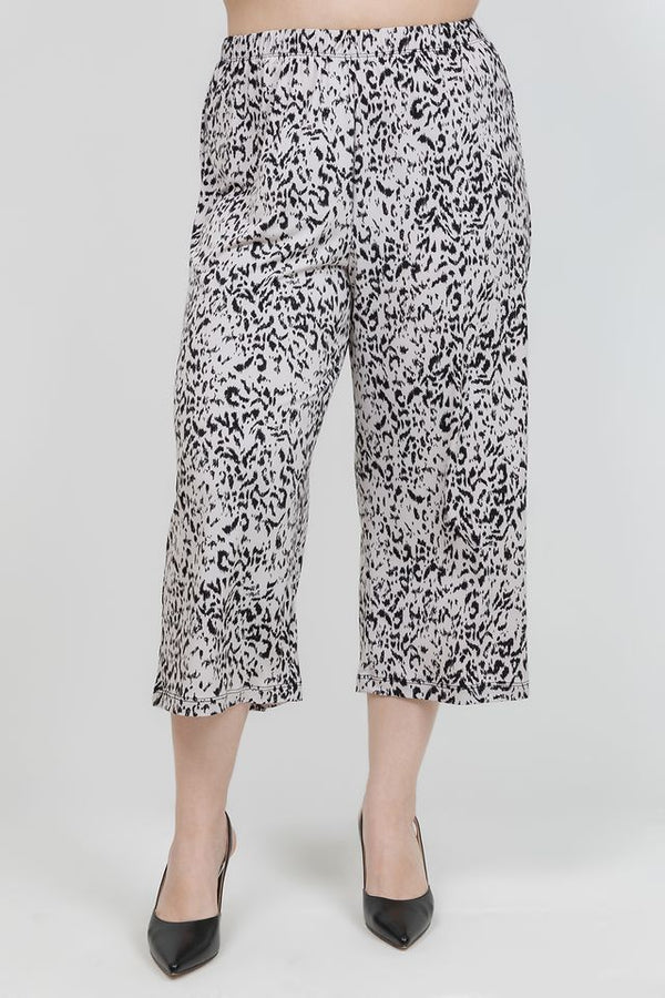 Vikki Vi Jersey Dust Cheetah Crop Pants