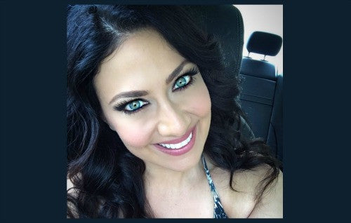 How to Take A Great Selfie - Vikki Vi Fashion Blog