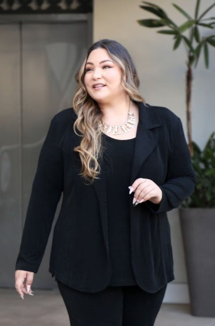 What to Wear to Work in Plus Size