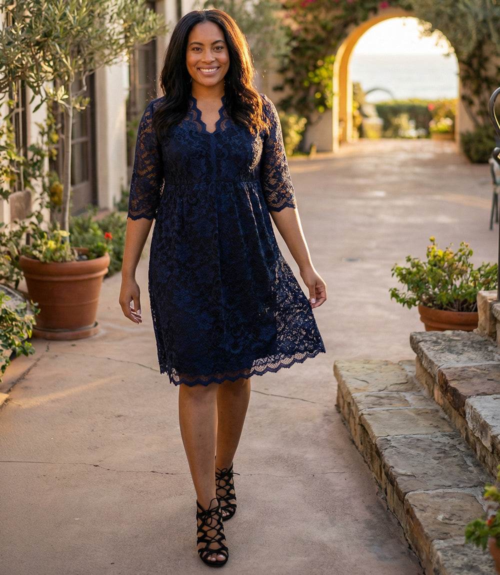 dress Plus Size V-Neck Scallop Lace Dress