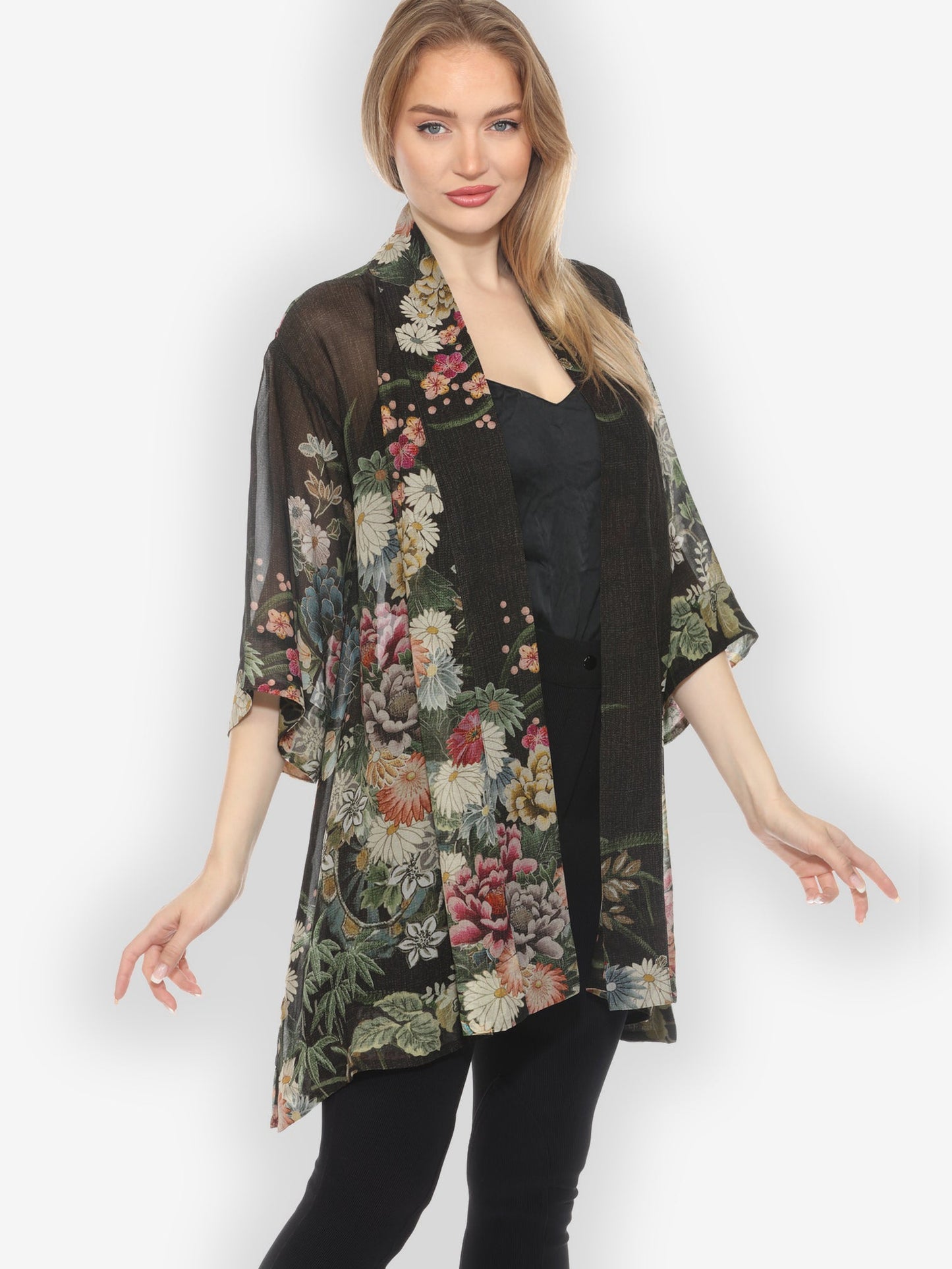 Jackets Vintage Flowers in Black Kimono Jacket