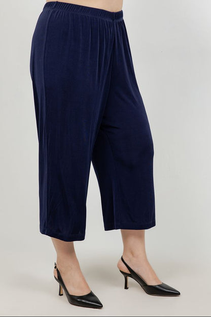 Vikki Vi Classic Navy Crop Pant