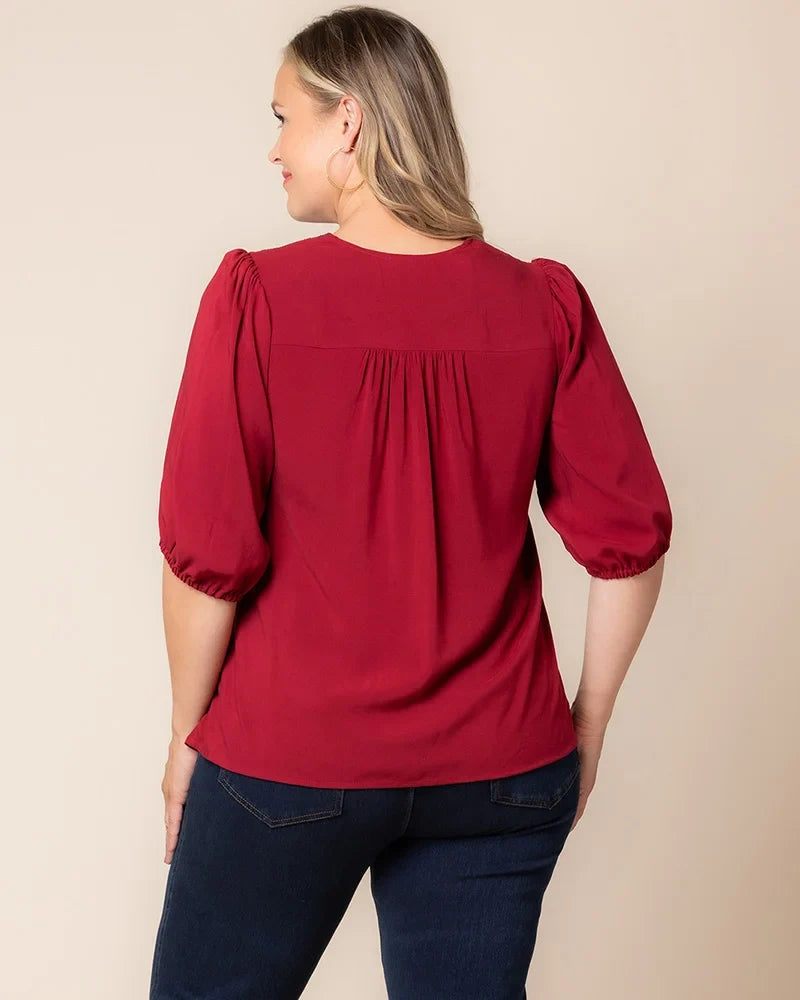 Tops Tacoma Trim Neckline Top