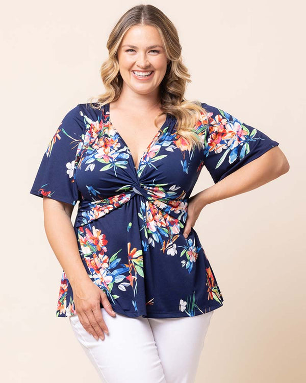 Abby Twist Front Top