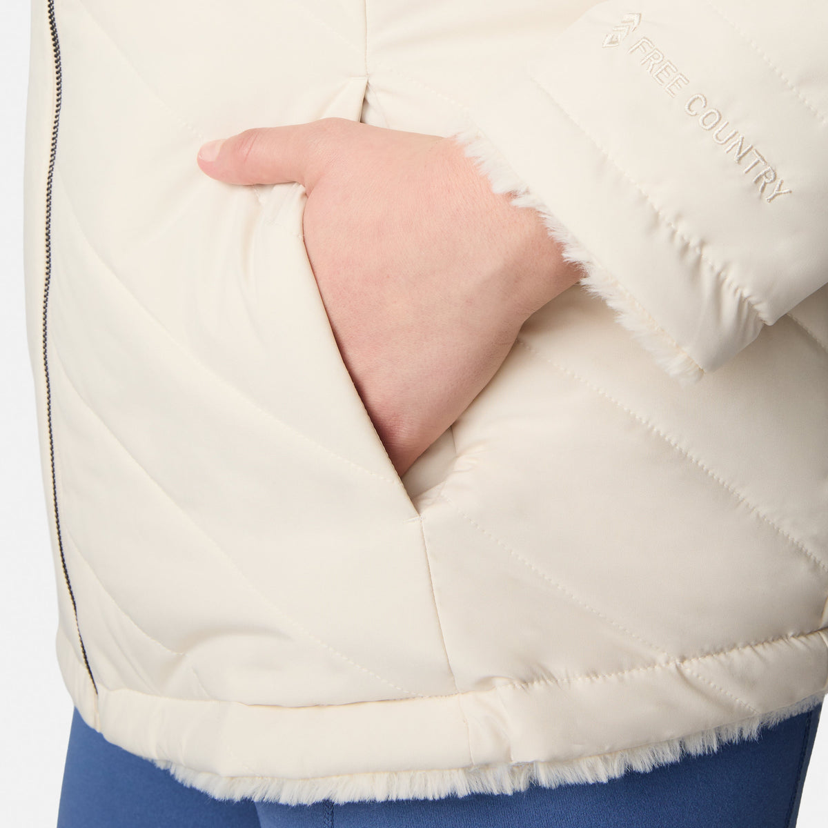 outerwear Women's Plus Size Cirrus Quilted Reversible Jacket