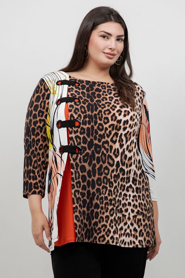 Eva Varro 3/4 Sleeve Grommet Tunic Top
