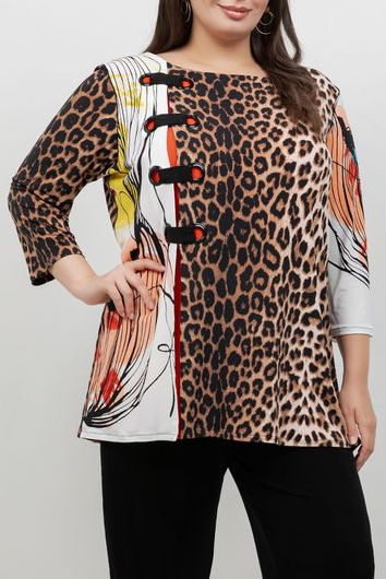 Eva Varro 3/4 Sleeve Grommet Tunic Top