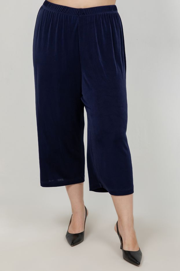 Vikki Vi Classic Navy Crop Pant