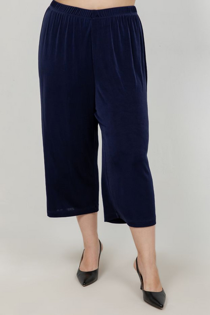 Vikki Vi Classic Navy Crop Pant