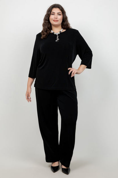 Vikki Vi Classic Black 3/4 Sleeve Top