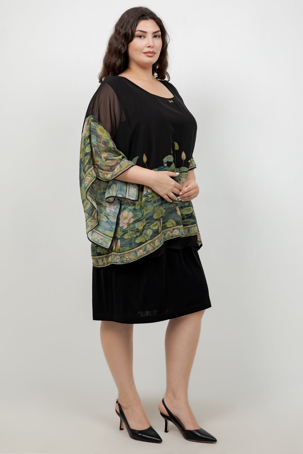 Peaceful Lotus Pond Double Layer Silk Top