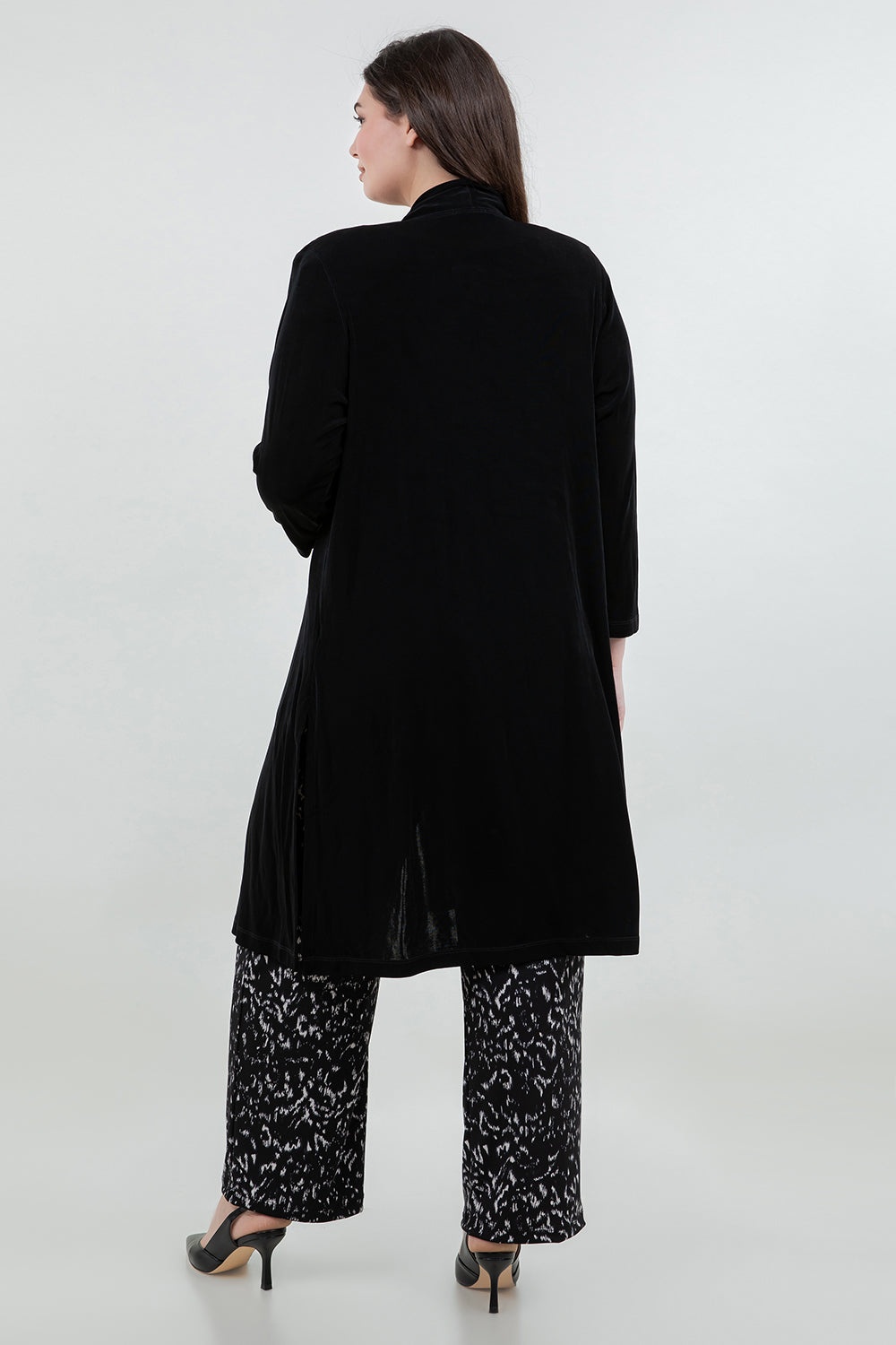 Jackets Vikki Vi Classic Black Kimono Duster