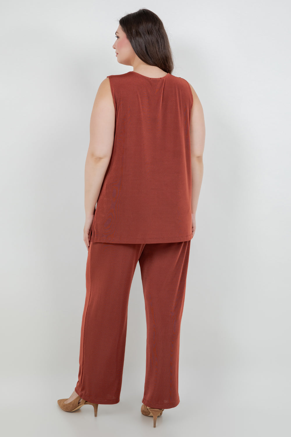 Tops Vikki Vi Classic Cinnamon Sleeveless Tunic