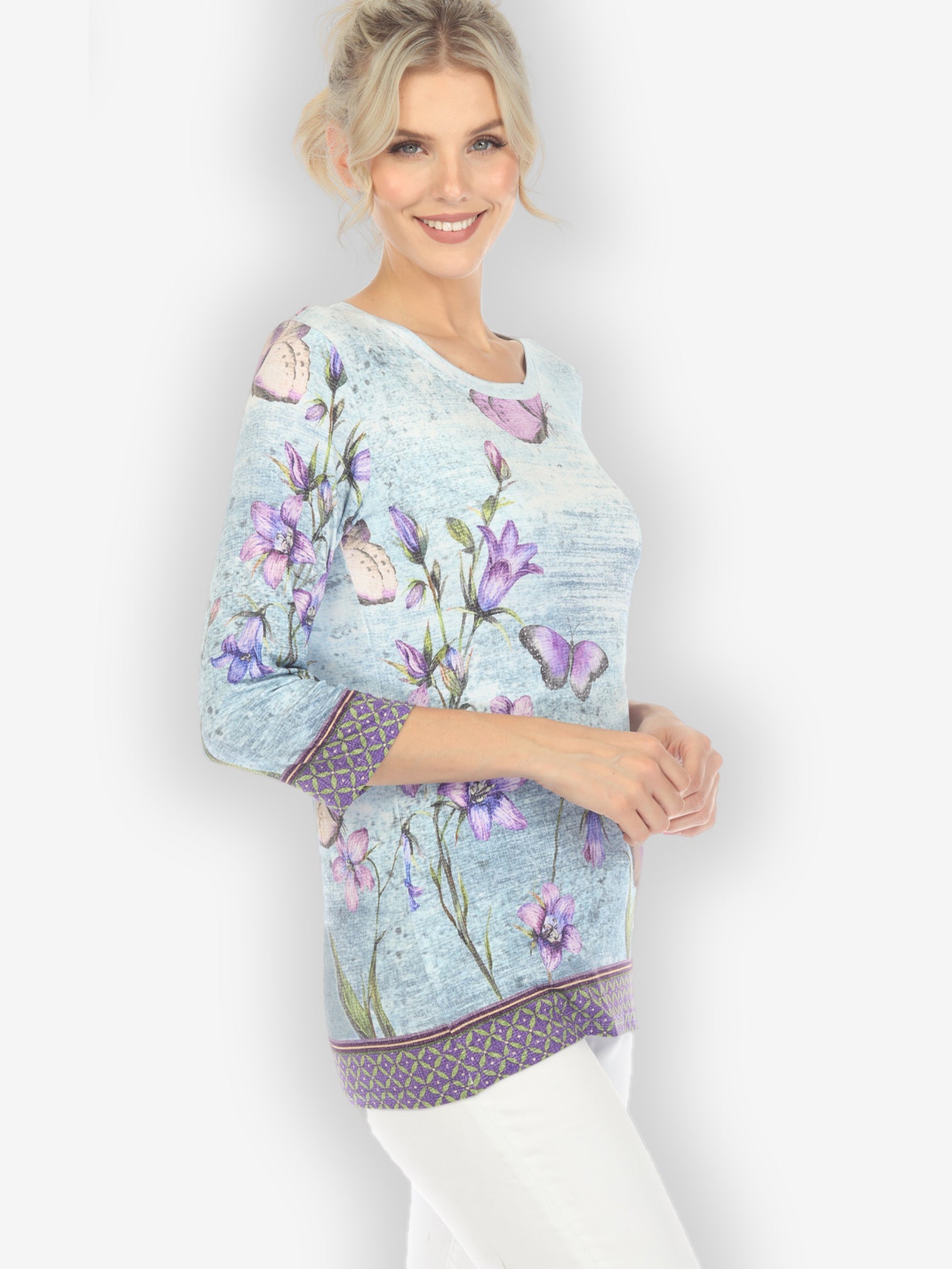 Tops Butterfly Flower Texture Exclusive Tee