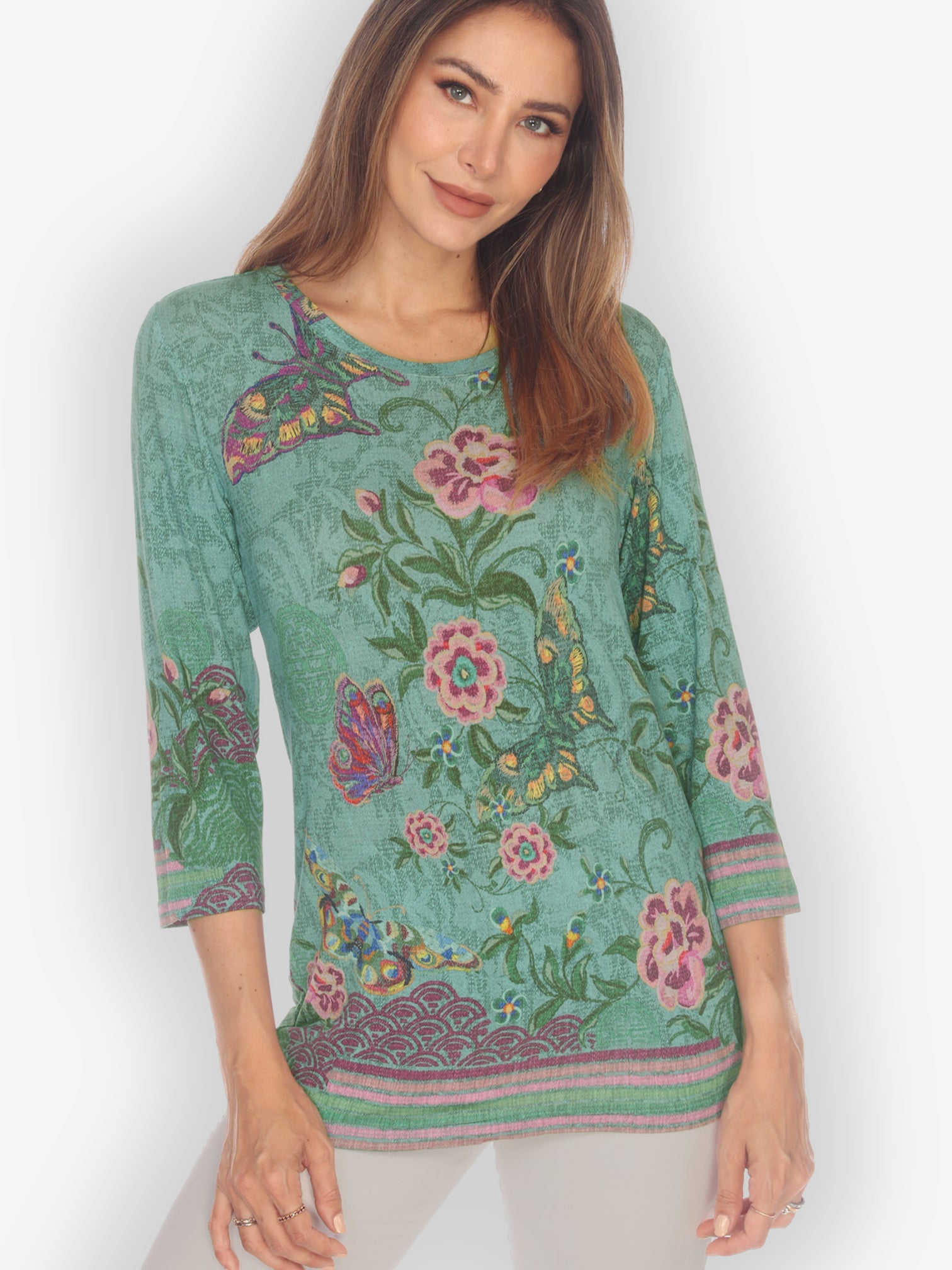 Tops Embroidery Flying Butterfly Exclusive Tee