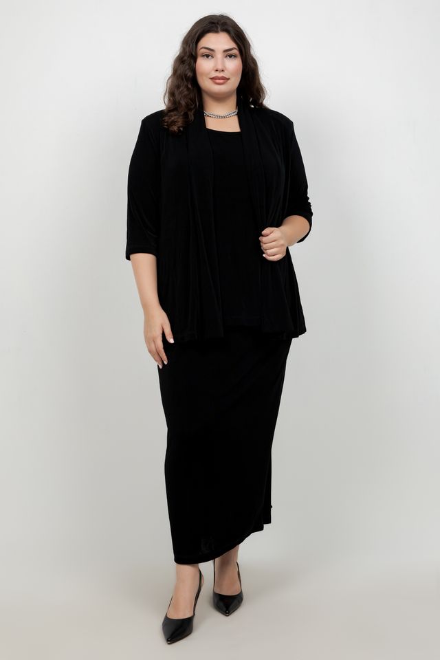 Vikki Vi Classic Black Straight Maxi Skirt