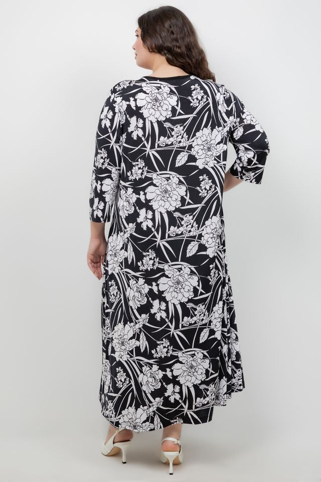 Dresses Vikki Vi Jersey Noir Blossom V Neck Pocket Dress