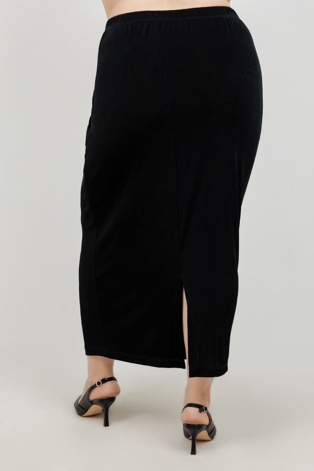 Vikki Vi Classic Black Straight Maxi Skirt