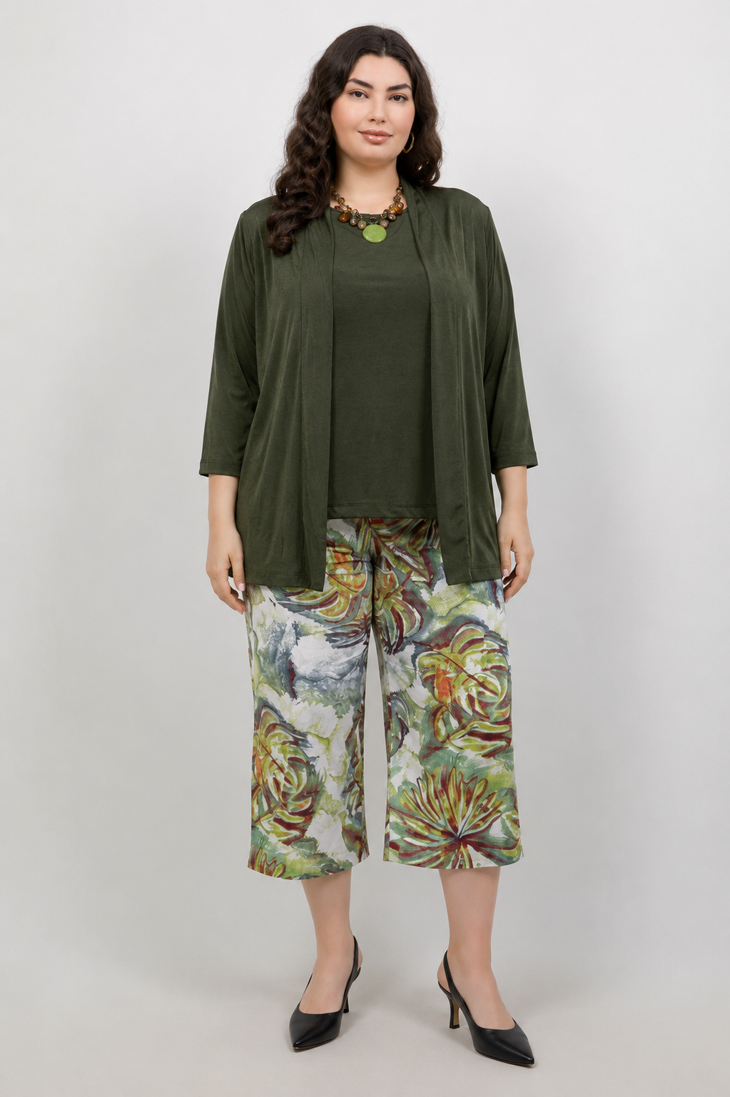 Vikki Vi Jersey Watercolor Palm Crop Pants