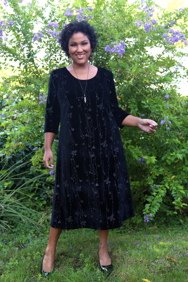 Vikki Vi Silver Floral Velvet 3/4 Sleeve A-Line Dress