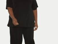 Vikki Vi Classic Black Crop Pant