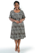 Vikki Vi Jersey Animal T-Shirt Style Dress