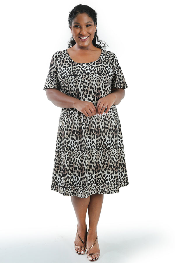 Vikki Vi Jersey Animal T-Shirt Style Dress