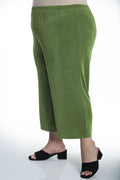 Vikki Vi Classic Avocado Crop Pant