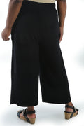 La Cera Comfort Collection Black Crop Pant